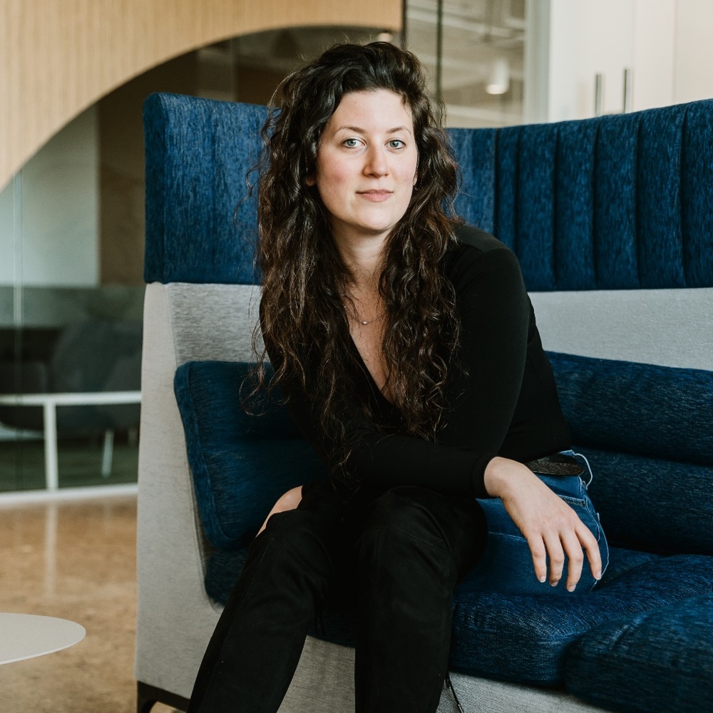 Meet your Posher, Nicole